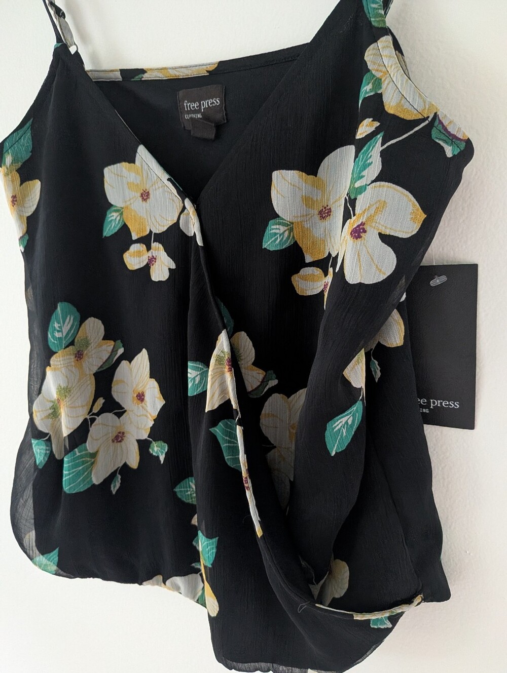 NWT! Free Press Floral Black Wrap Tank Top - Picture 3 of 7
